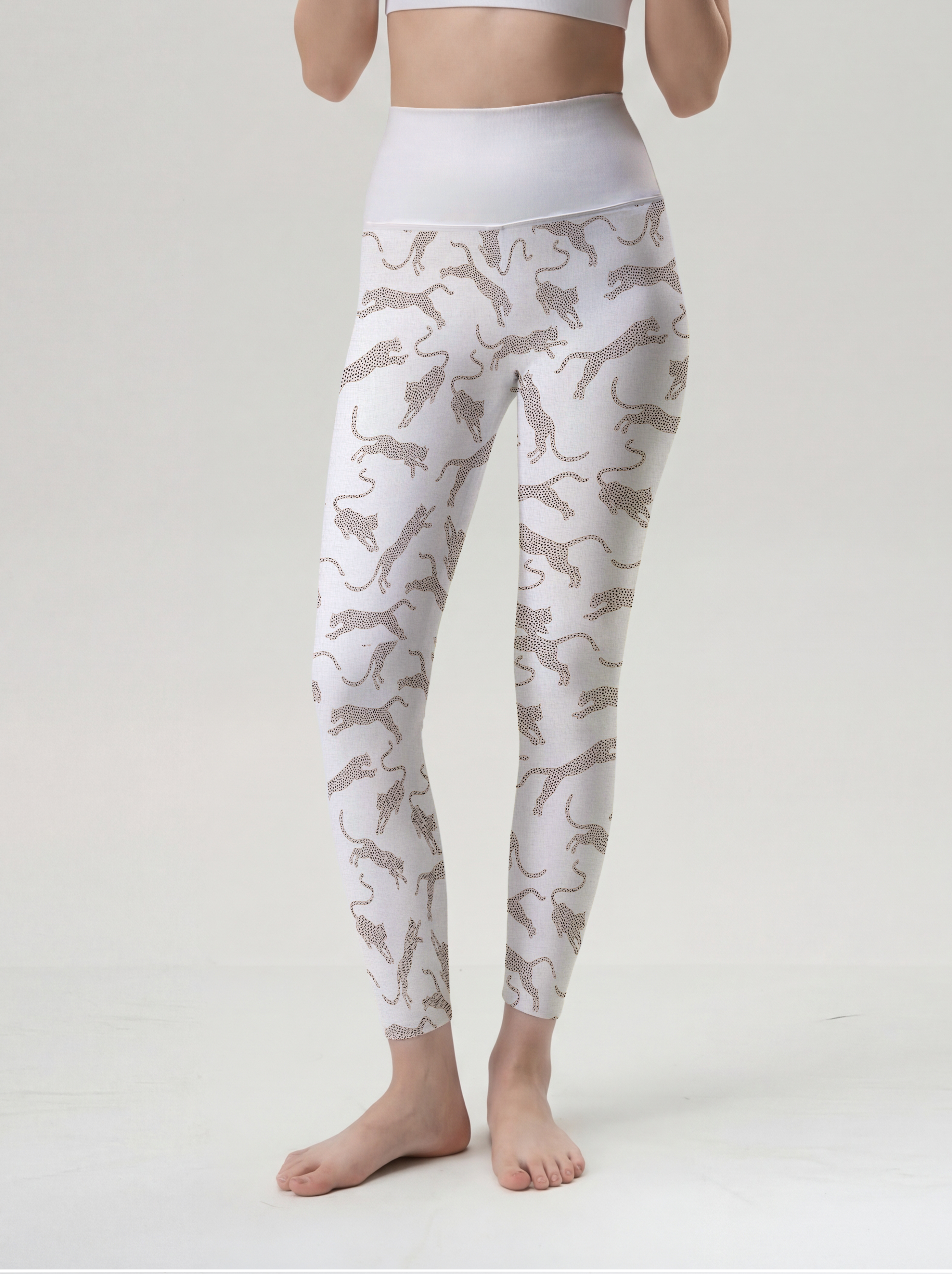 Snow Leopard Sprint High-Waist Yoga Leggings