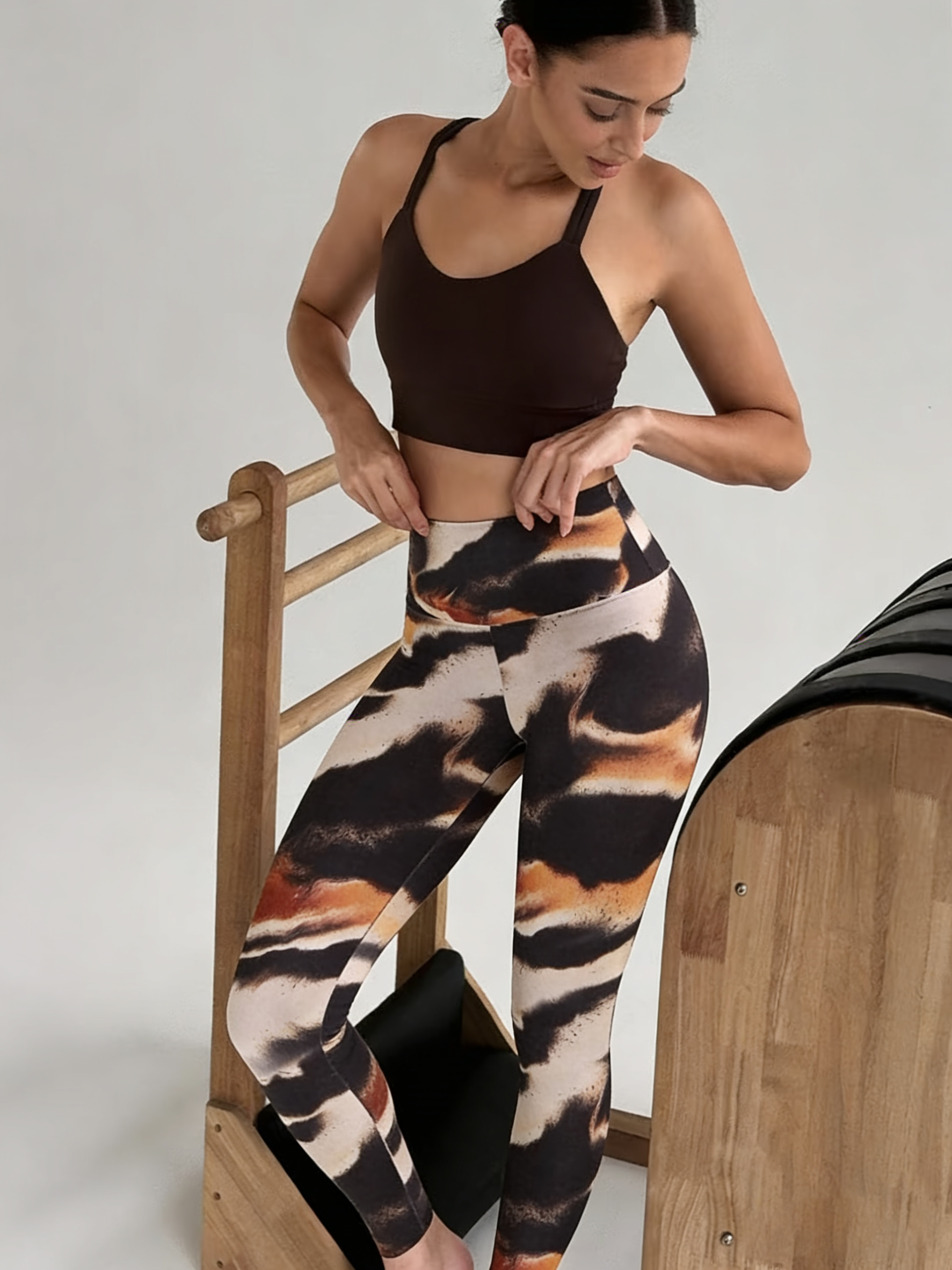 Tiger Stripe Gilded Gradient Leggings