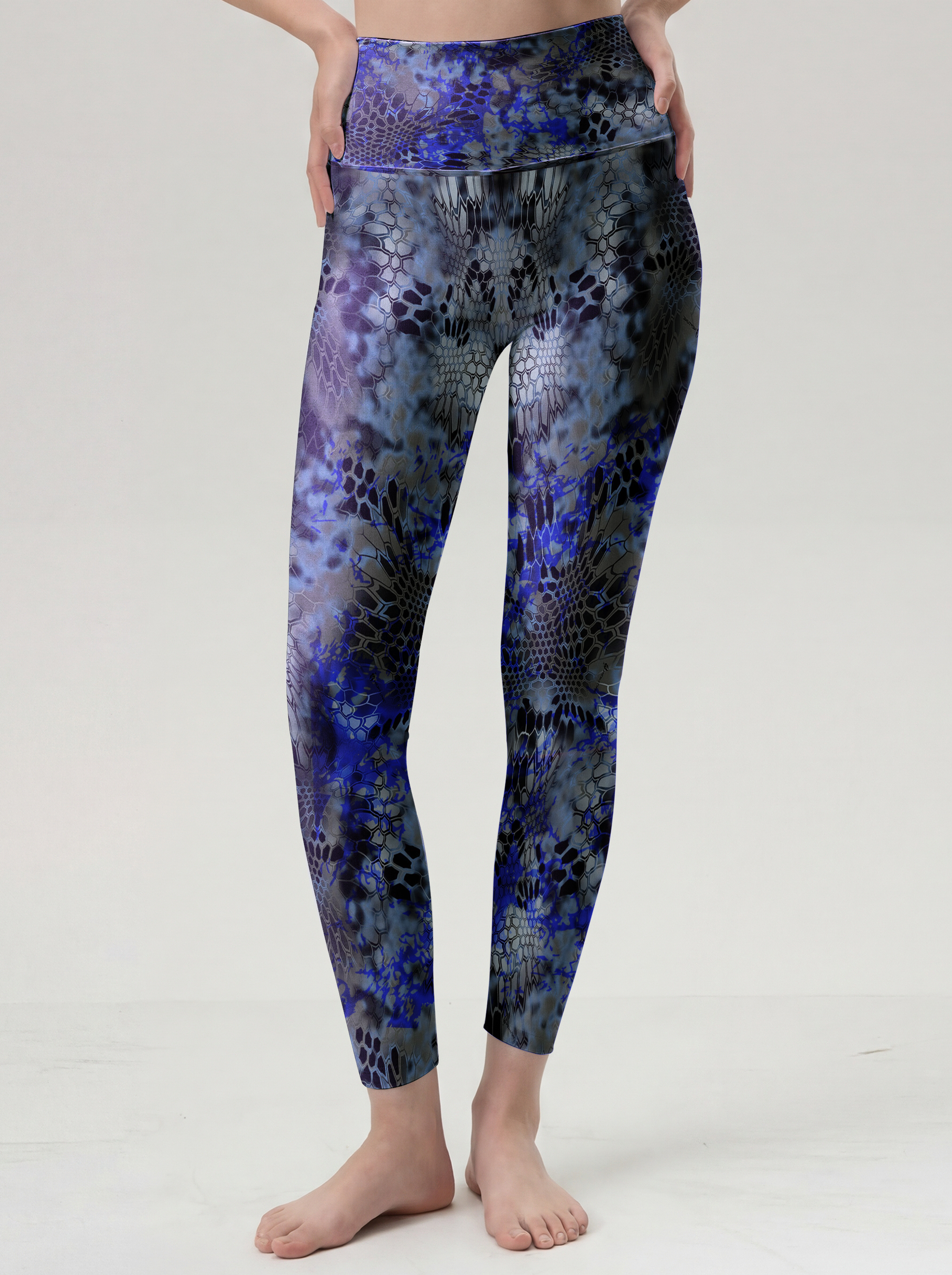 Mystic Blue Scale Illusion Leggings